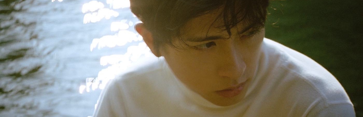 Softly dreaming in the trees.