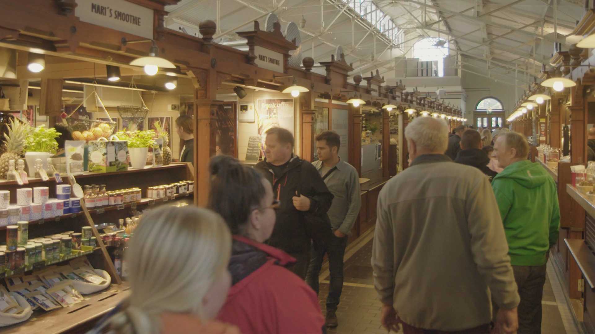 FOOD MARKETS : In the Belly of the City - Helsinki