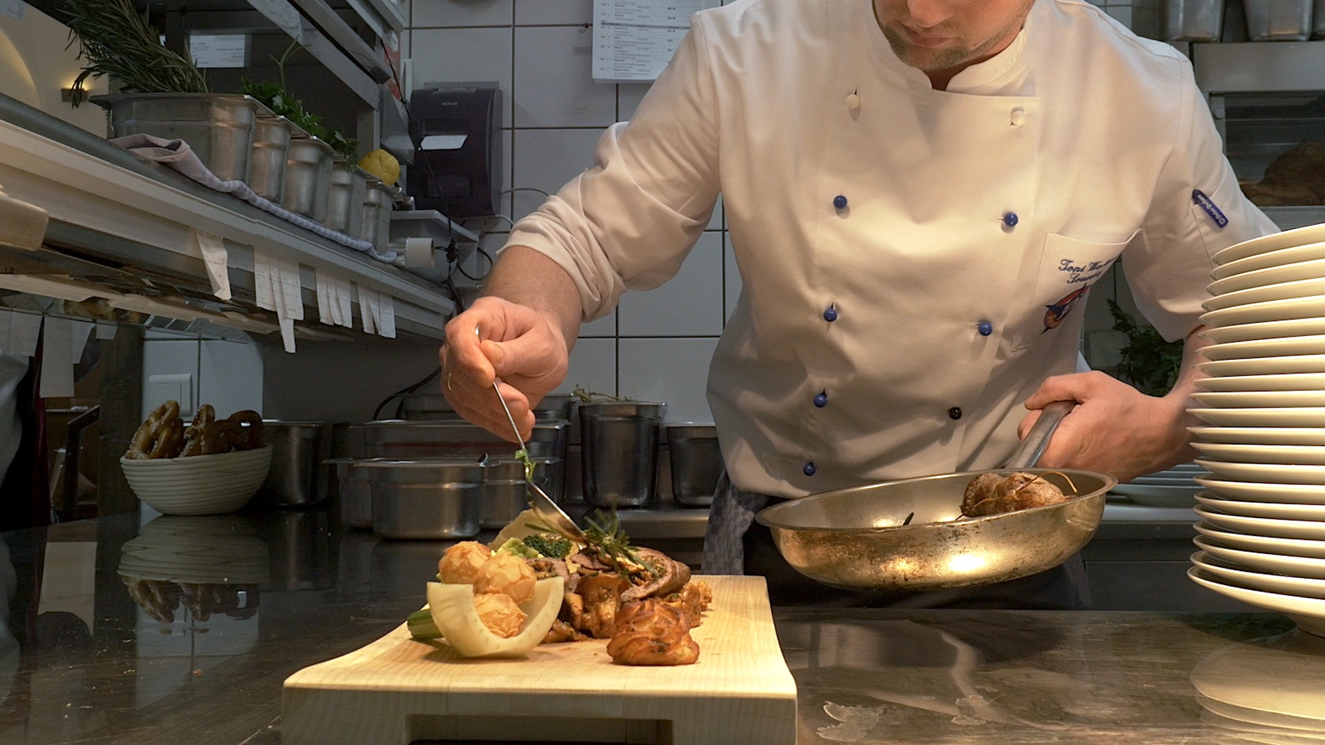 FOOD MARKETS : In the Belly of the City - Munich