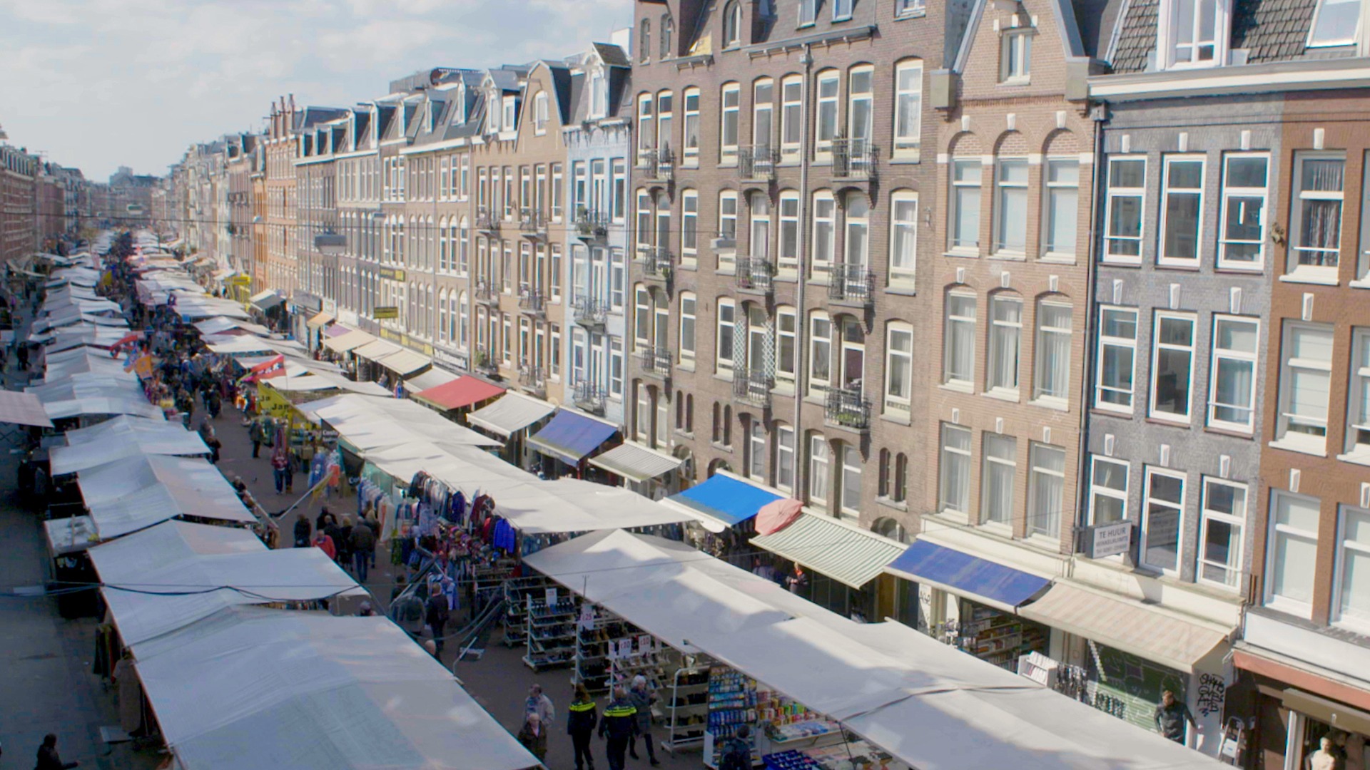 FOOD MARKETS : In the Belly of the City - Amsterdam